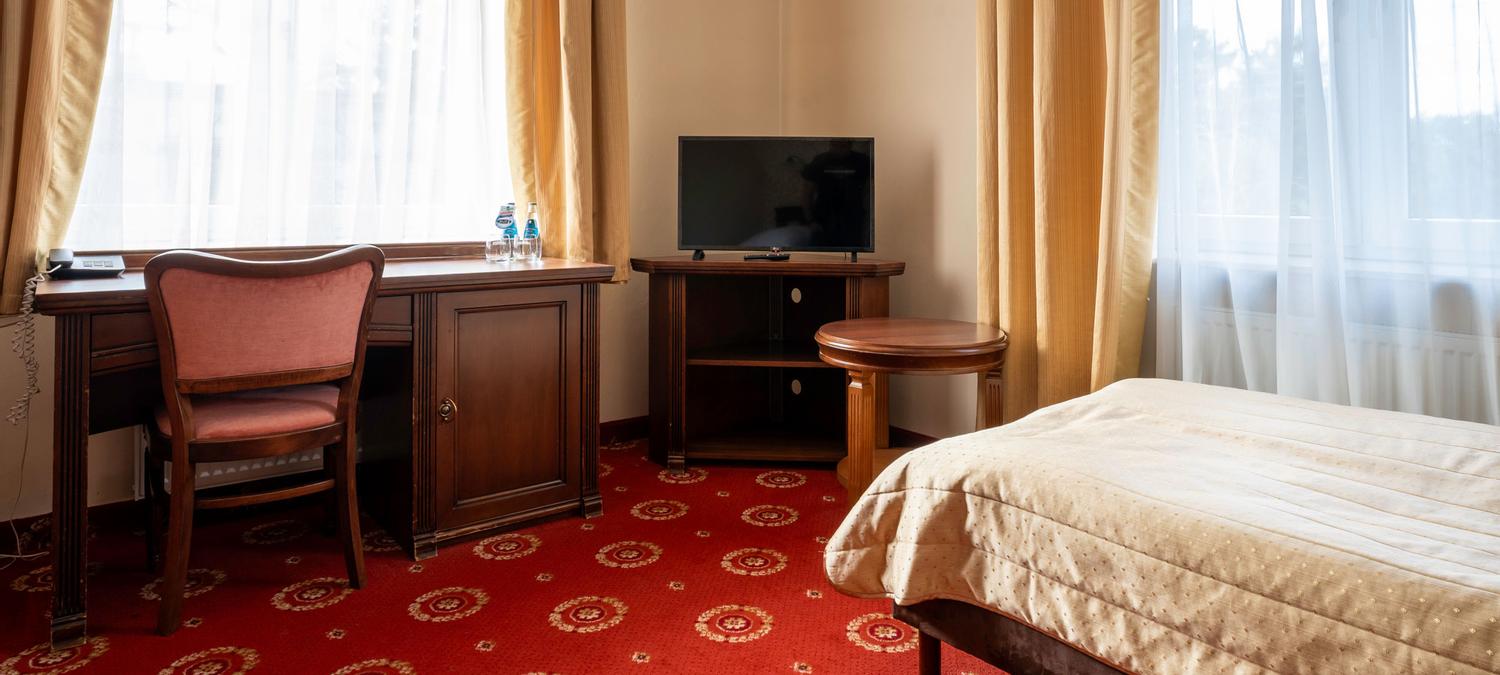 Hotel Arkadia Royal D.R. Wróblewscy Spółka Jawna | Warsaw | 1