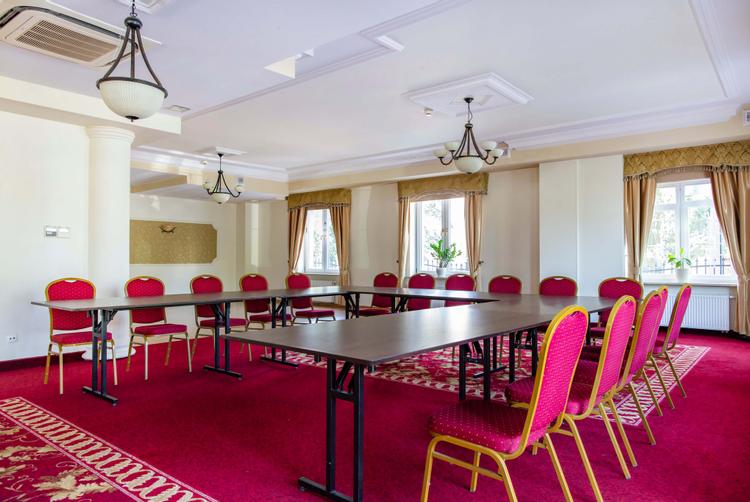 Hotel Arkadia Royal D.R. Wróblewscy Spółka Jawna | Warszawa | 9